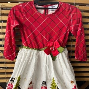 Christmas dress for little girl size 7 great condition